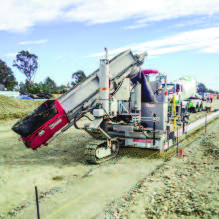 A E Smith team with 5700-C slipform