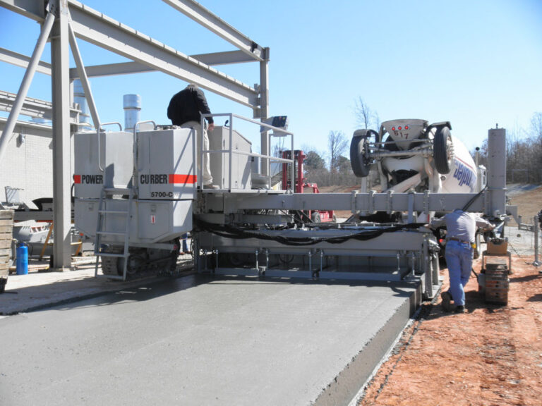 5700-C laying concrete foundation