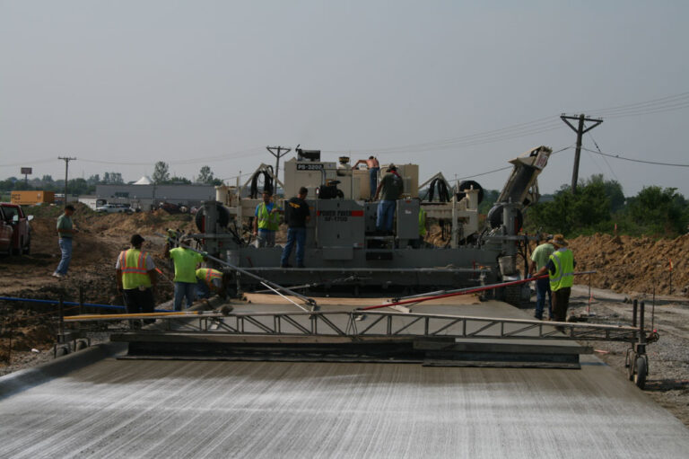 Power Paver SF-1700 spreader